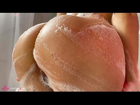 ❤️ Brunetė masturbuoja putytę su vibratoriumi iki intensyvaus orgazmo duše ️ Gražus porno prie porno lt.teatroporno.ru