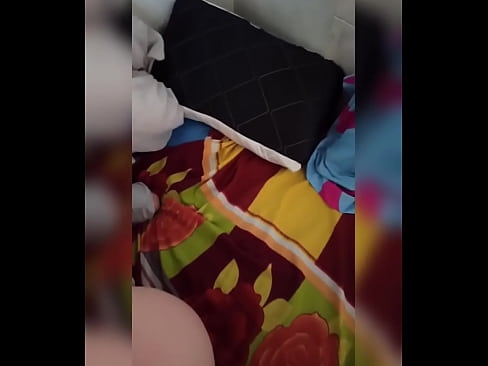 ❤️ Mano kambariokė lieka namuose viena, nes jos vyras atostogauja, o aš pasinaudoju proga ją išdulkinti ir užpildyti jos užpakalį pienu ️ Gražus porno prie porno lt.teatroporno.ru