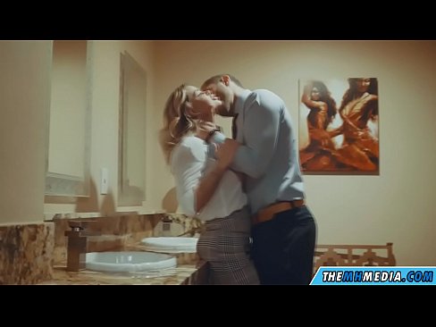 ❤️ Kai krūtininga blondinė vilioja tave viešajame tualete ️ Gražus porno prie porno lt.teatroporno.ru